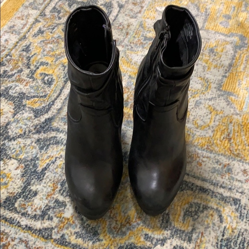 Steve Madden boots